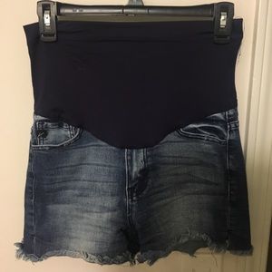 Pink blush boutique maternity shorts